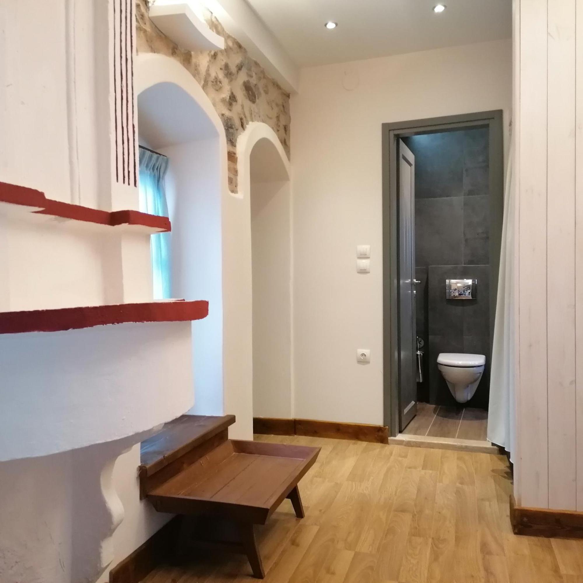 Riverbed Traditional Guest House Litókhoron Rom bilde
