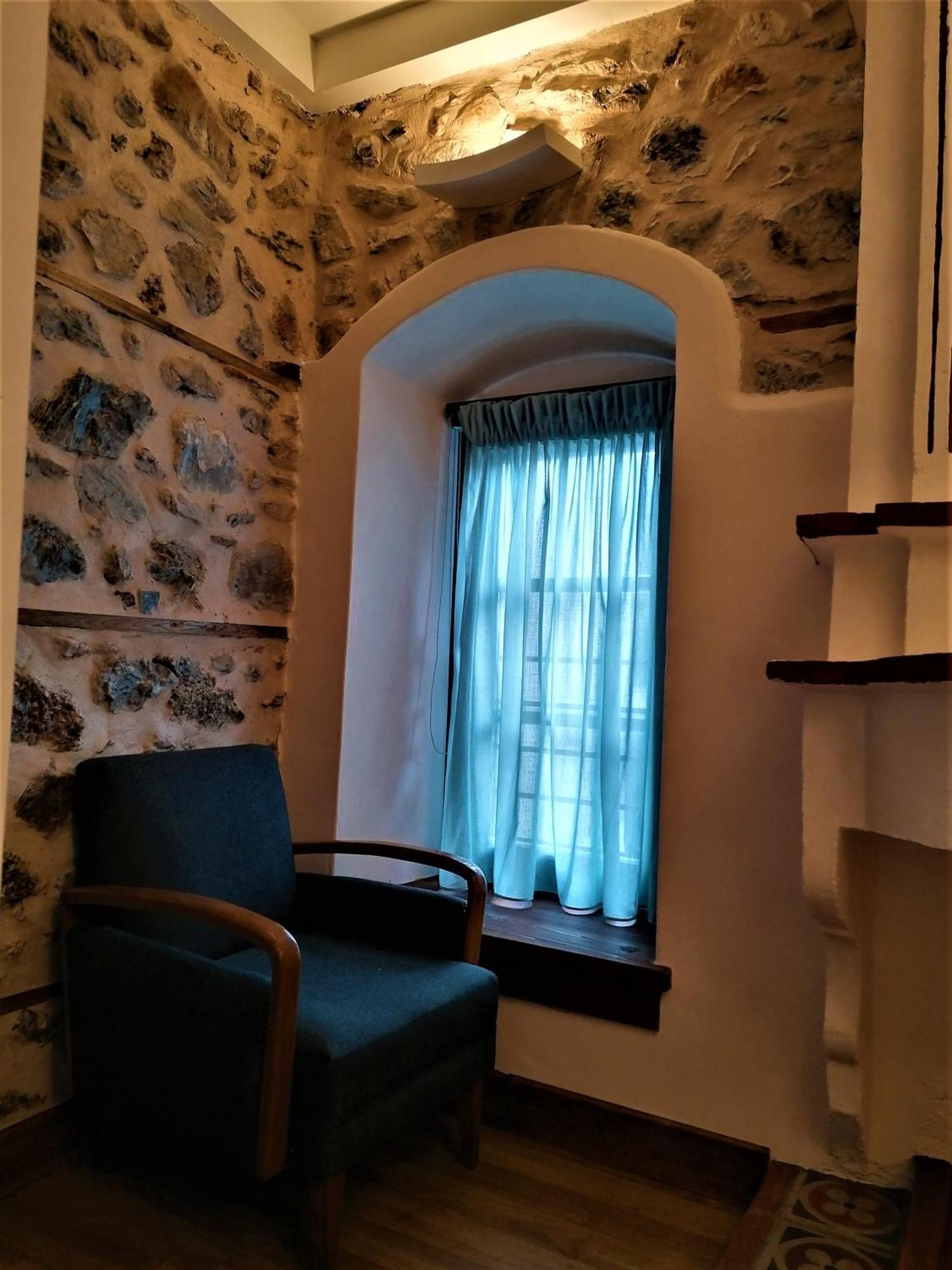 Riverbed Traditional Guest House Litókhoron Rom bilde